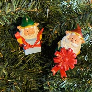 Hallmark 1995 “Happy Wrappers” ornament